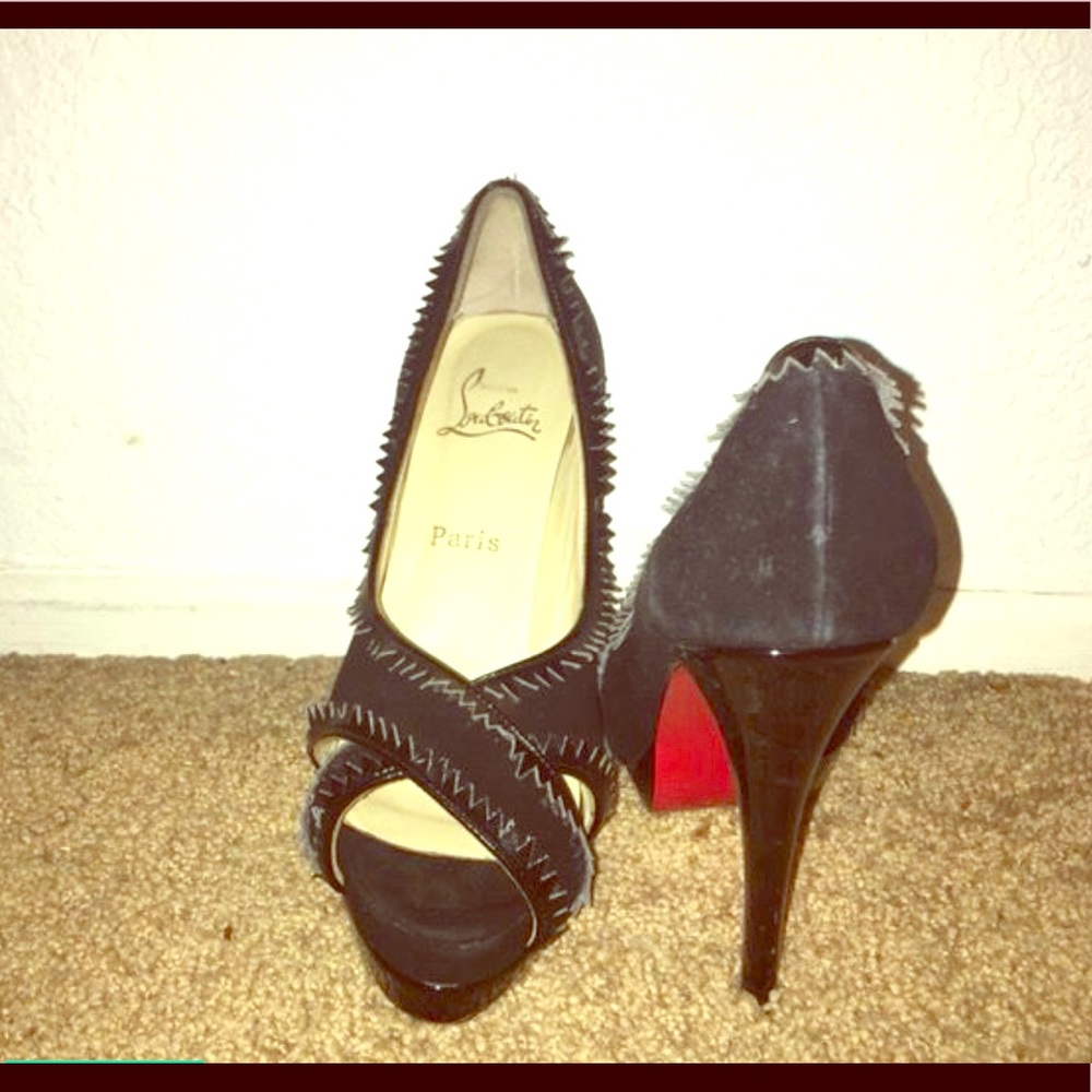 CHRISTIAN LOUBOUTIN - VERY JAWWS PEEP TOE SIZE 39